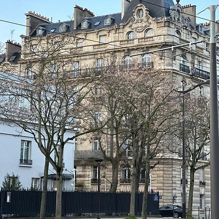Prestige A Paris Luxe, Calme Et Proche Tour Eiffel Et Champs-Elysees Buitenkant foto