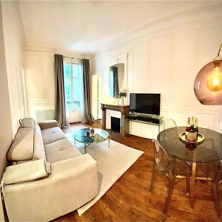 Prestige A Paris Luxe, Calme Et Proche Tour Eiffel Et Champs-Elysees Buitenkant foto