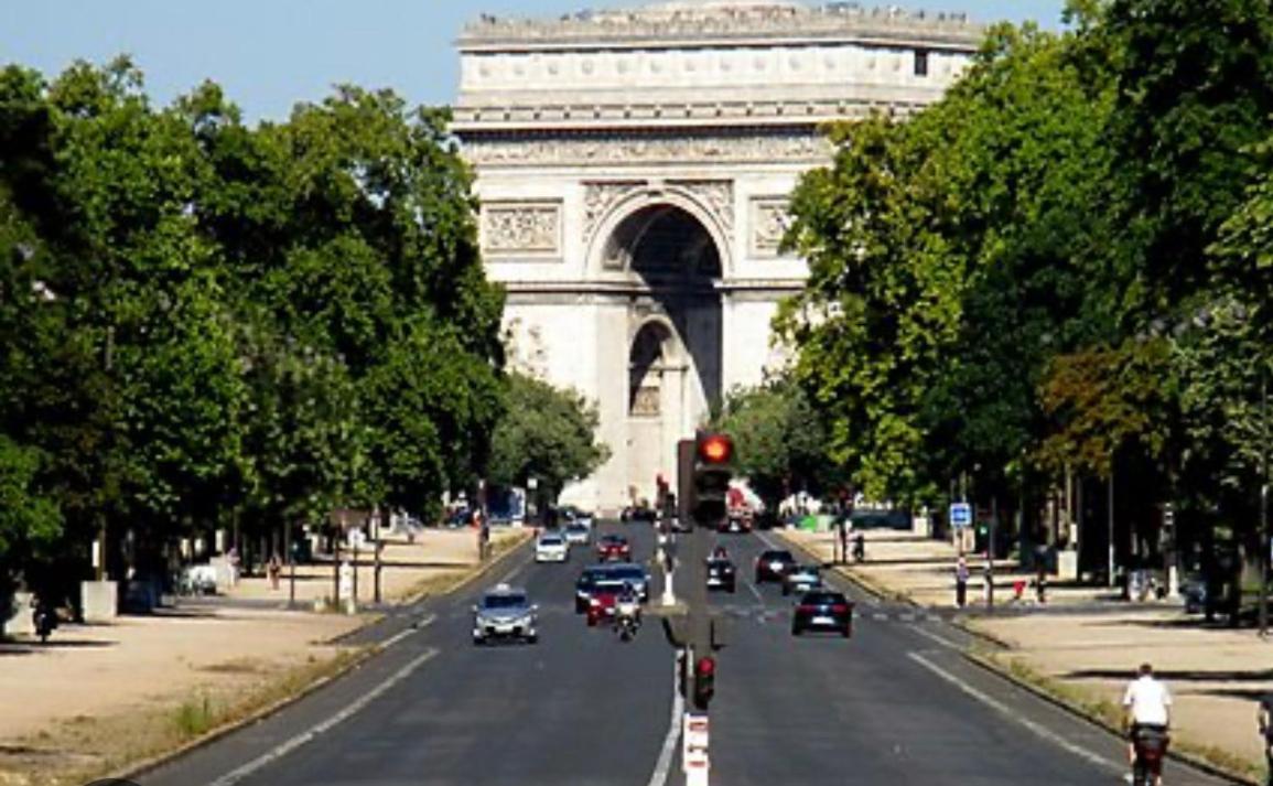 Prestige A Paris Luxe, Calme Et Proche Tour Eiffel Et Champs-Elysees Buitenkant foto