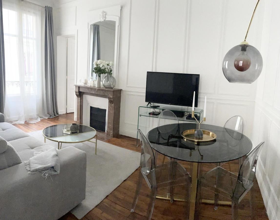 Prestige A Paris Luxe, Calme Et Proche Tour Eiffel Et Champs-Elysees Buitenkant foto